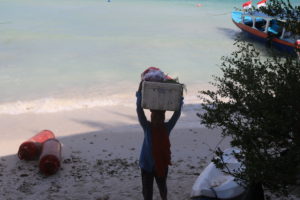 Femme à Gili Trawangan - Bali, Indonésie